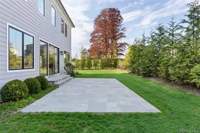 1 Sequoia Circle, Manhasset, NY 11030 - Photo 45