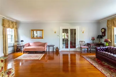 130 E Cedar Street, Fleetwood, NY 10552 - Photo 9