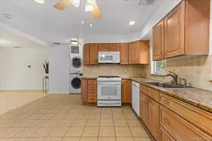 29 Teresa Ave, Yonkers, NY 10704 - Photo 11