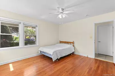 29 Teresa Avenue, Yonkers, NY 10704 - Photo 17