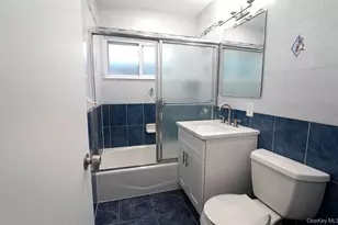 23 Wildwood Ln, Wantagh, NY 11793 - Photo 9