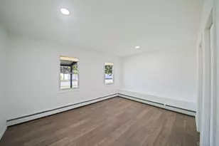 63 Rush St, Port Jefferson, NY 11776 - Photo 9