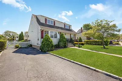 3 6th Avenue, Farmingdale, NY 11735 - Photo 3
