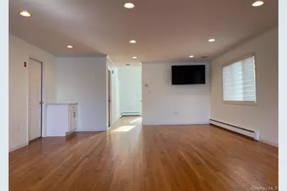 50 Island Parkway N, Island Park, NY 11558 - Photo 1