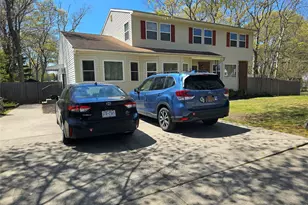 92 Hawthorne St, Mastic, NY 11950 - Photo 11