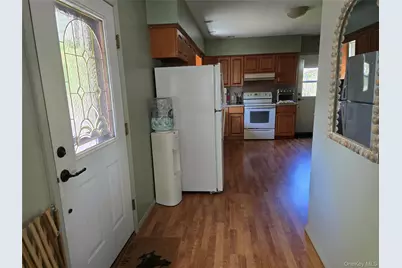 92 Hawthorne Street, Mastic, NY 11950 - Photo 33