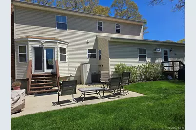 92 Hawthorne Street, Mastic, NY 11950 - Photo 5