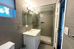 68 Jamaica Ave, Plainview, NY 11803 - Photo 9