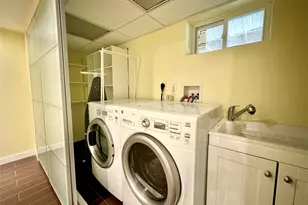 68 Jamaica Ave, Plainview, NY 11803 - Photo 17