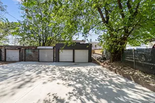 230 Sunnyside Ave, Brooklyn, NY 11207 - Photo 15