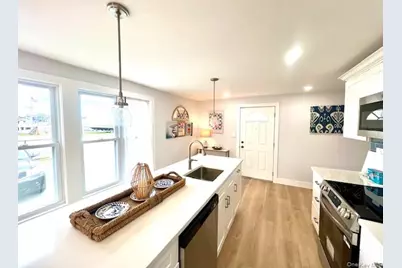 146 Beach Avenue, Bellmore, NY 11710 - Photo 7