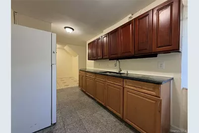 737 Warburton Avenue #1L, Yonkers, NY 10701 - Photo 3