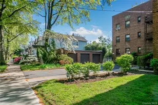 218-12 43rd Ave, Bayside, NY 11361 - Photo 17
