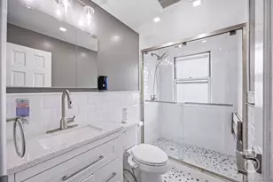 88-38 78th Ave, Glendale, NY 11385 - Photo 15