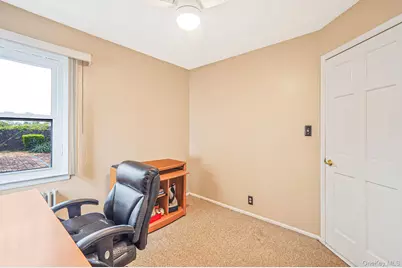 15 Glenda Drive, West Babylon, NY 11704 - Photo 13