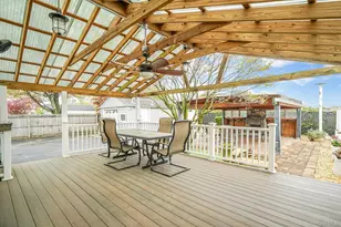 15 Glenda Dr, West Babylon, NY 11704 - Photo 17