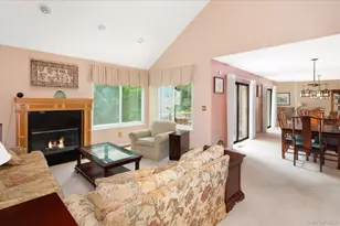 134 Bayberry Close, Chappaqua, NY 10514 - Photo 9