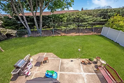 14 Leanore Drive, Farmingdale, NY 11735 - Photo 21
