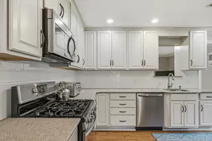 3 Tremont Ct, South Huntington, NY 11746 - Photo 11