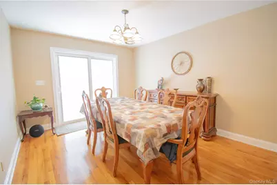 1360 Beulah Court, Baldwin, NY 11510 - Photo 13