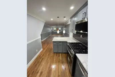 839 Clarence Avenue, Bronx, NY 10465 - Photo 17