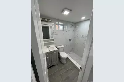 839 Clarence Avenue, Bronx, NY 10465 - Photo 7