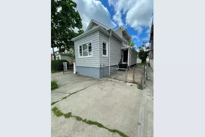 839 Clarence Avenue, Bronx, NY 10465 - Photo 1