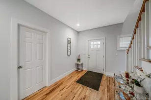 187 Hallock St, Riverhead, NY 11901 - Photo 9