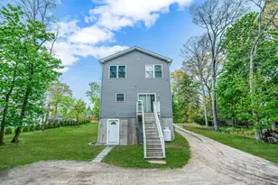 187 Hallock St, Riverhead, NY 11901 - Photo 5