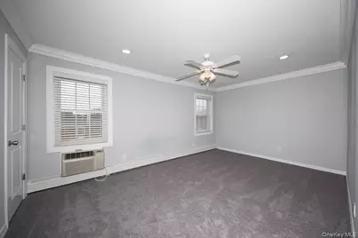 65 Fairfield Way #JU12, Commack, NY 11725 - Photo 5