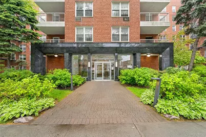 42-65 Kissena Boulevard #511, Flushing, NY 11355 - Photo 9