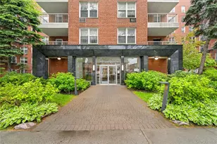 42-65 Kissena Blvd, Flushing, NY 11355 - Photo 9