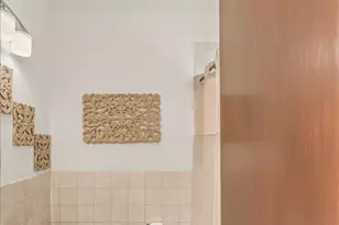9 Raisig Ave, Valley Stream, NY 11580 - Photo 17