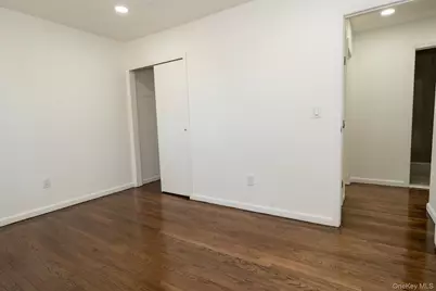981 Connetquot Avenue, Central Islip, NY 11722 - Photo 27