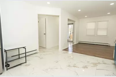 981 Connetquot Avenue, Central Islip, NY 11722 - Photo 9