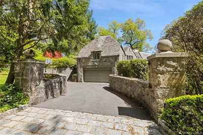 16 Aka 20 Essex Place, Bronxville, NY 10708 - Photo 43