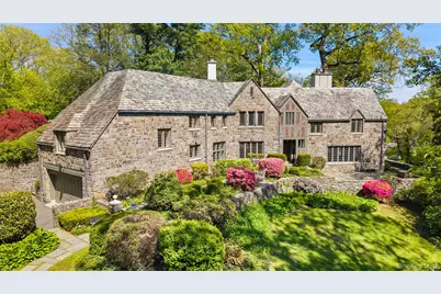 16 Aka 20 Essex Place, Bronxville, NY 10708 - Photo 1
