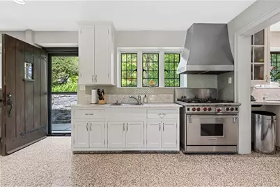 16 Aka 20 Essex Place, Bronxville, NY 10708 - Photo 23