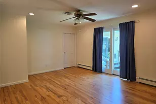 2758 N Cedar Ave, Ronkonkoma, NY 11779 - Photo 9