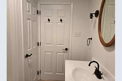 2758 N. Cedar Avenue, Ronkonkoma, NY 11779 - Photo 19