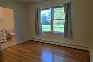 2758 N Cedar Ave, Ronkonkoma, NY 11779 - Photo 11