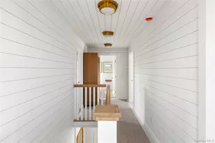 105 Clipper Rd, Corneille Estates, NY 11770 - Photo 19