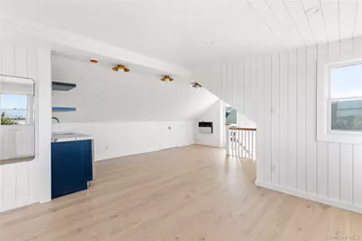 105 Clipper Road, Corneille Estates, NY 11770 - Photo 27