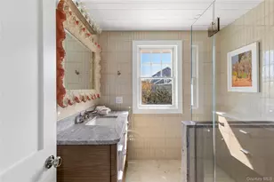105 Clipper Rd, Corneille Estates, NY 11770 - Photo 25