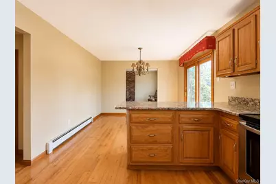 6 Roberts Lane, East Moriches, NY 11940 - Photo 7