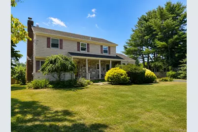 6 Roberts Lane, East Moriches, NY 11940 - Photo 1