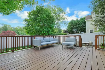 201 Westchester Avenue, Thornwood, NY 10594 - Photo 13