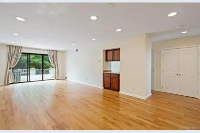 90 Foxwood Drive, Jericho, NY 11753 - Photo 5