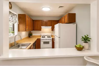 714 Hewitt Lane, New Windsor, NY 12553 - Photo 23