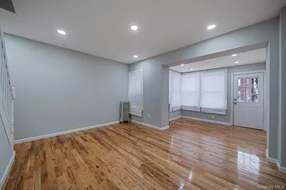 12701 89th Avenue, Richmond Hill, NY 11418 - Photo 7